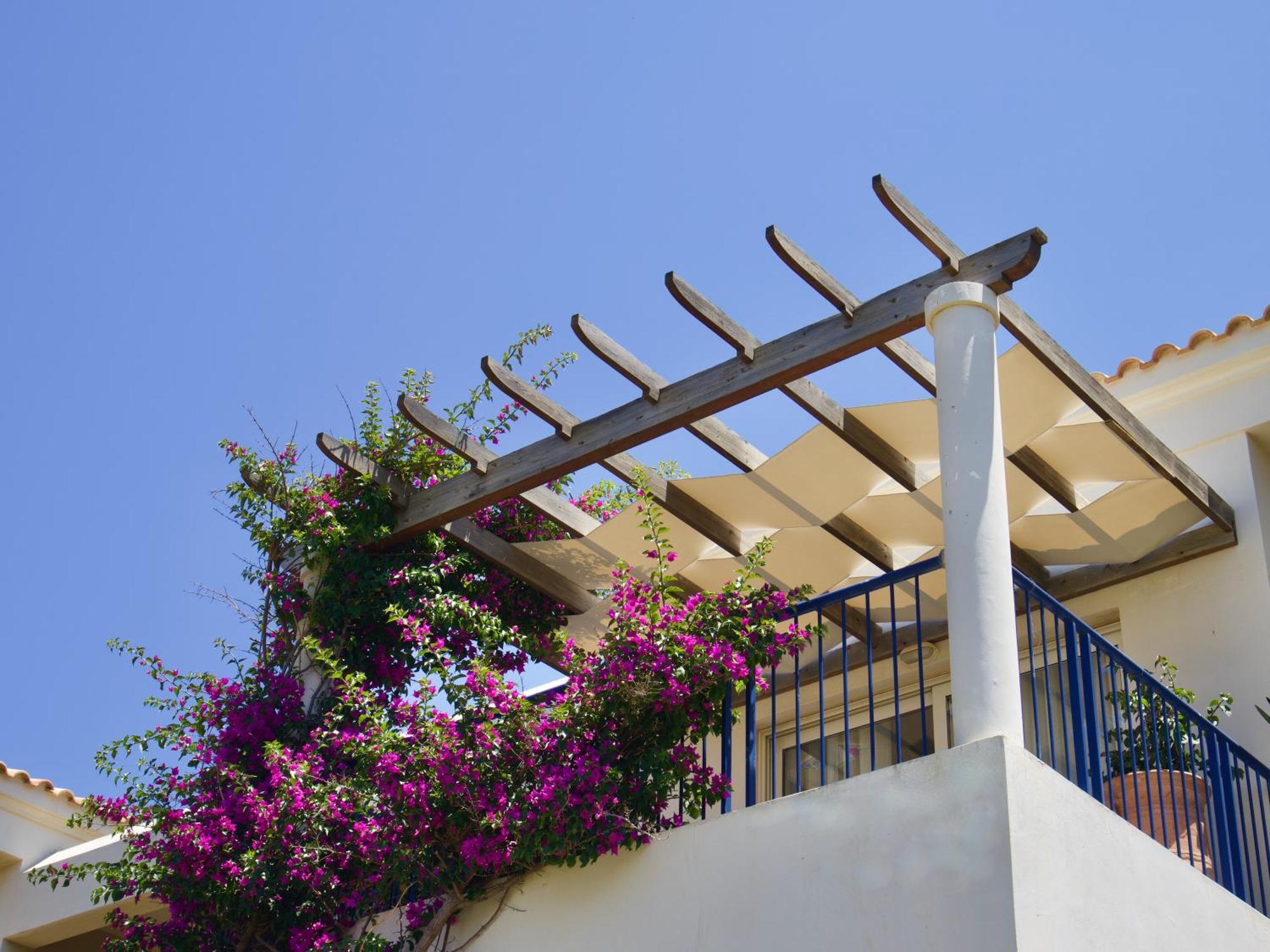 Resitour - Aphrodite Beachfront Pirgos Psilonerou Ruang foto